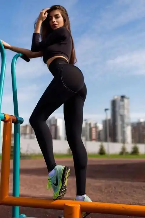 在家如何练小腿四个动作强化小腿肌肉男生更强壮女生身材更好