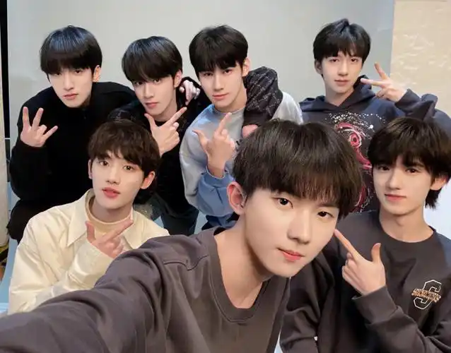 时代少年团出道700天快乐