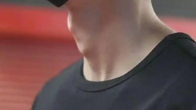 男生的"喉结"不能乱摸?你知道为什么吗?建议女生了解一下