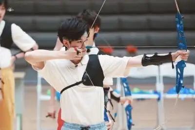 tnt时代少年团夏日运动会射箭