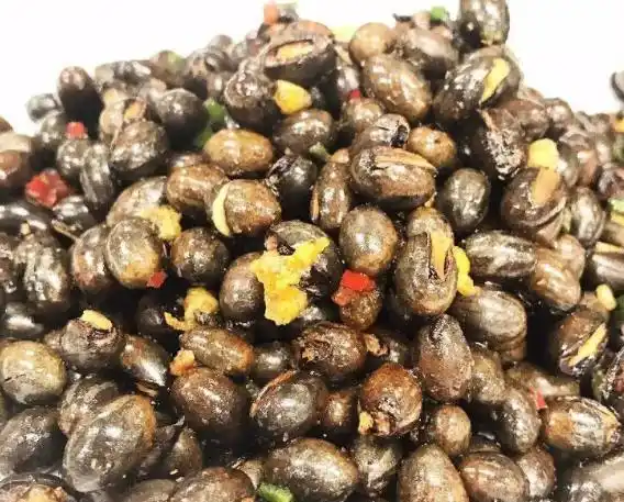 而火烧洋辣子蛋在儿时确实是一道非常不错的美味,用火一烧蛋就爆开了