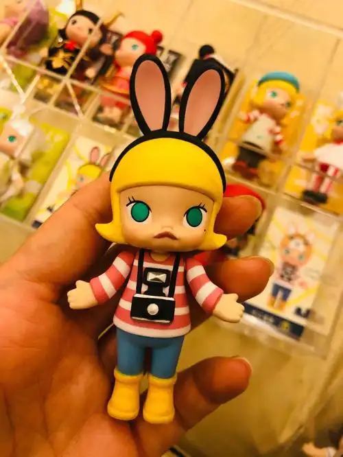 百变molly兔小妹