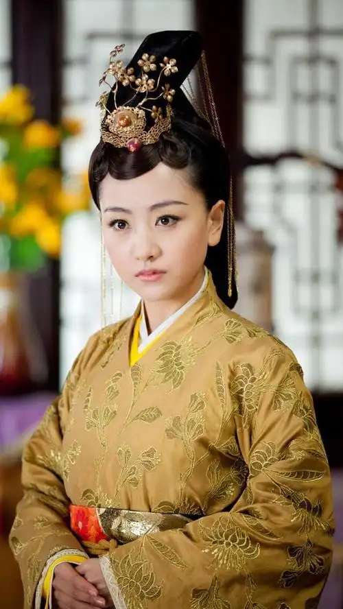 古装剧中穿宫廷服装的女星赵丽颖最可爱范冰冰霸气外露