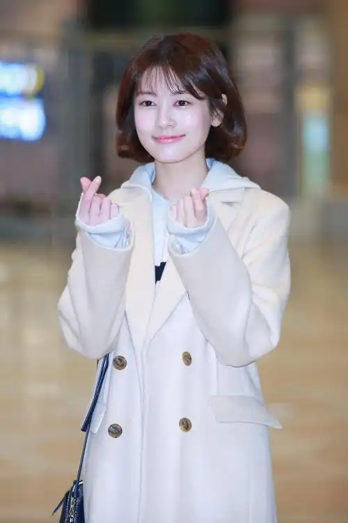 韩国十大单眼皮美女