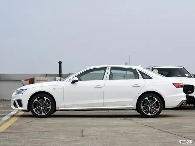 油耗不到7l,豪华合资中型车,实拍奥迪a4l800_600