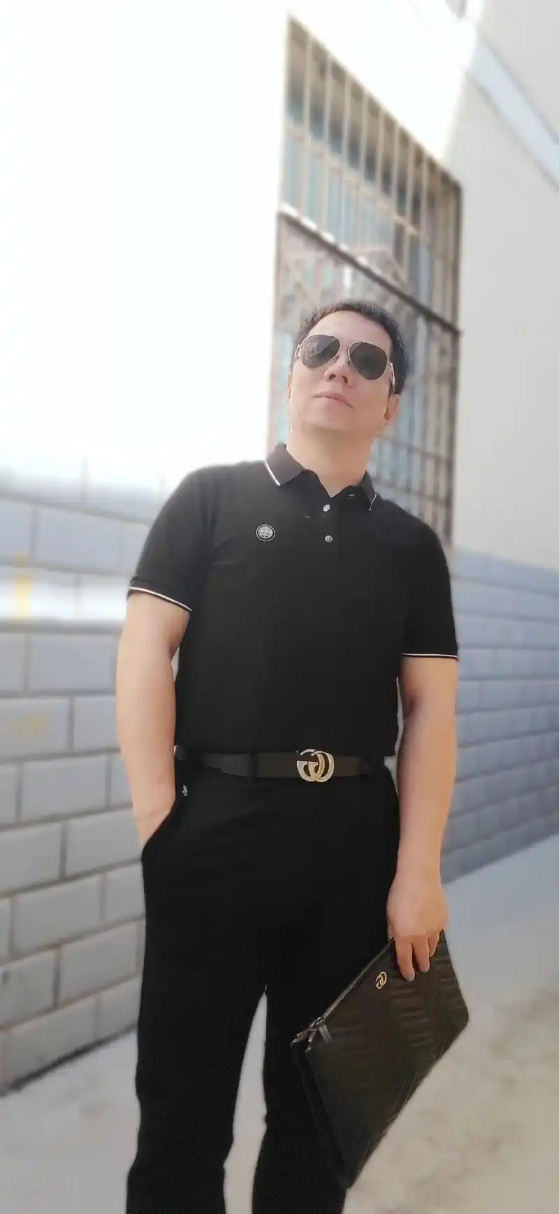 《大叔穿搭》 拍照基本10秒自拍,华为人像模式,凑合看,说下心得