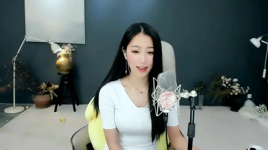 小深深儿20200826斗鱼标题小深深儿闲来无事