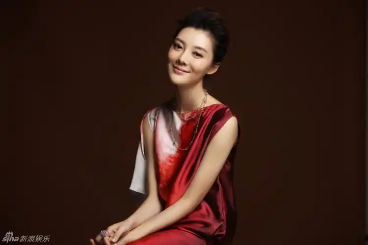 p>车晓,1982年6月12日出生于北京市,中国内地女演员,毕业于北京电影