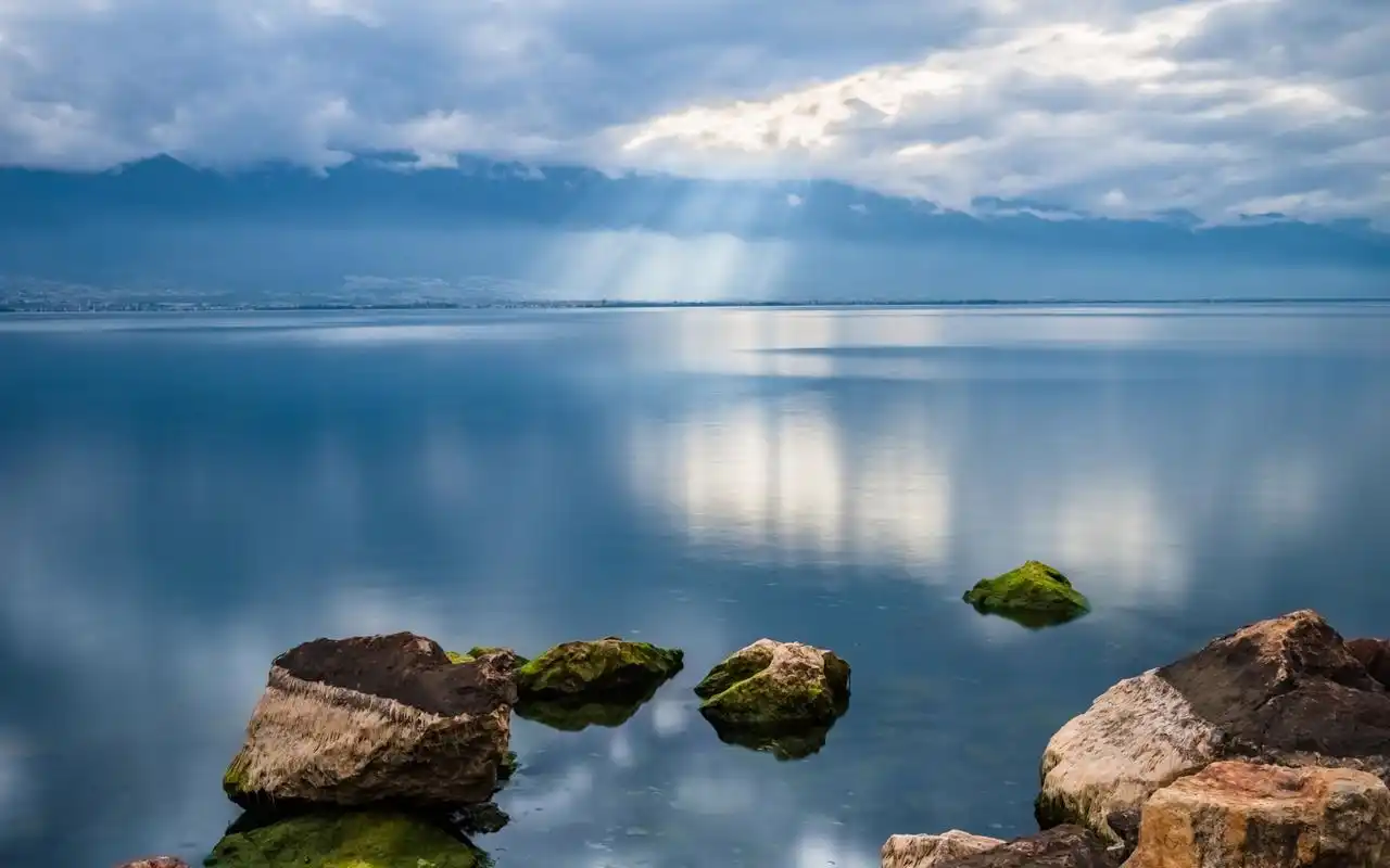 云南洱海唯美风景壁纸_静谧美丽的景色