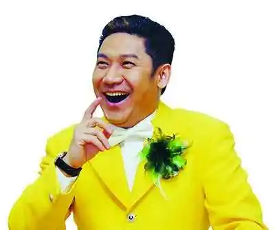 杨吕是不是上海最戆的主持人?