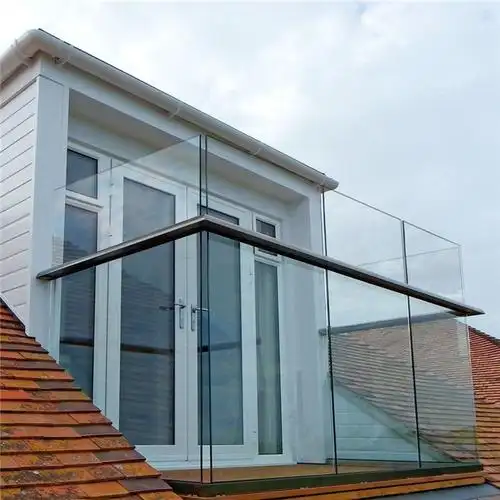 1.阳台栏杆玻璃