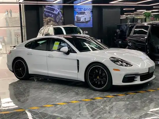 2021款保时捷帕拉梅拉白红现车优惠热销