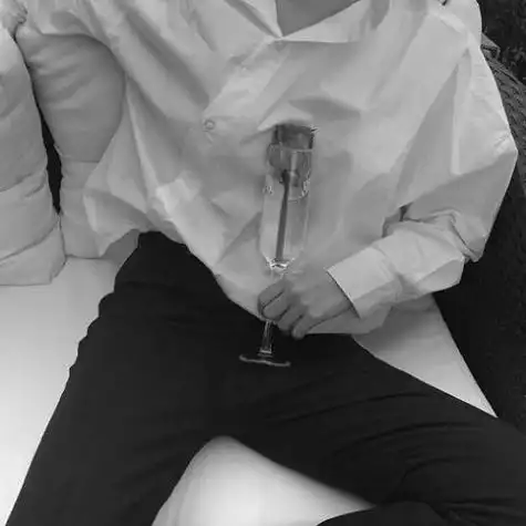 黑白男头,高冷系我命由我不由天-黑白头像