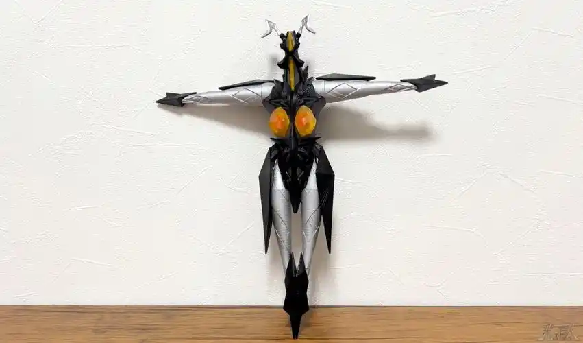 【转载】光る巨人:电影怪兽系列 新芝顿