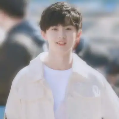 马嘉祺精选头像家人们抱走哦