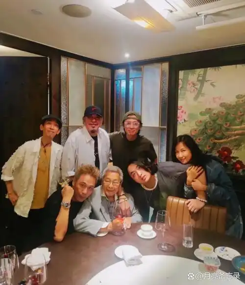 吴镇宇全家合体94岁刘兆铭,黄秋生黄子华张达明齐聚!