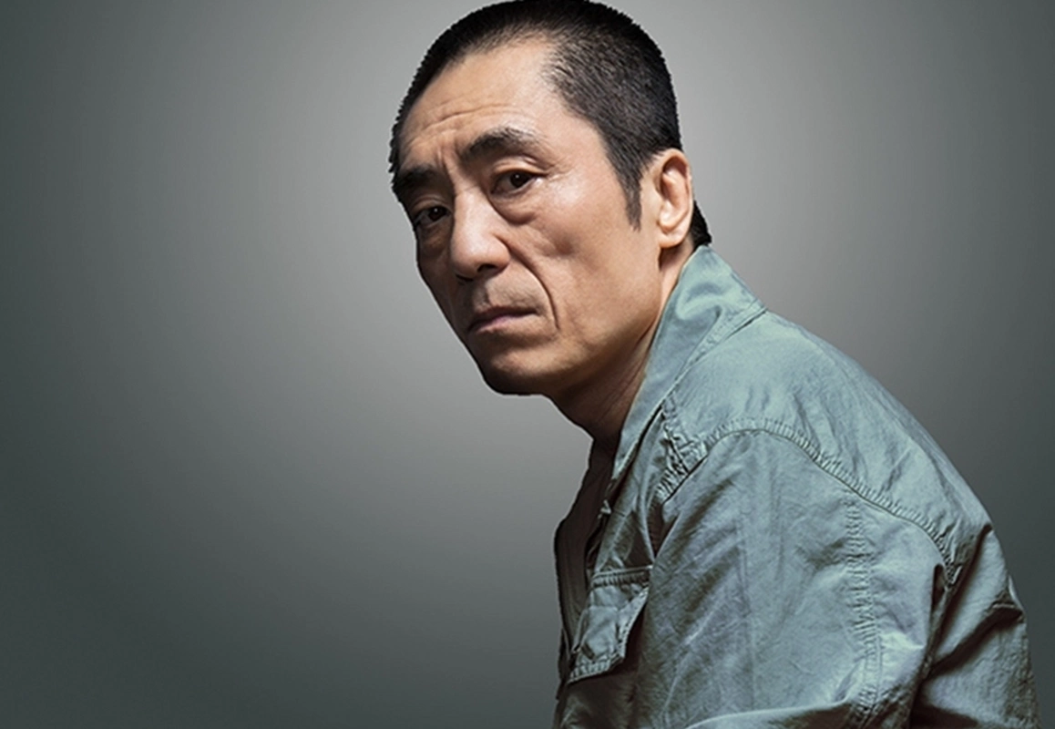 张艺谋,1950年4月2日出生于陕西西安,中国电影导演,"第五代导演"代表