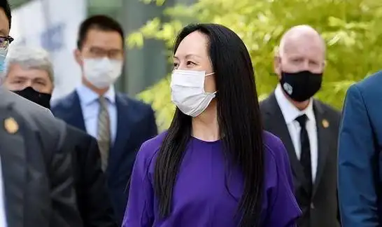 寄生中国150年,背刺中国,出卖华为陷害孟晚舟,今报应大快人心