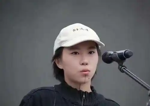 揭秘窦靖童的朋友圈,人脉不输妈妈王菲