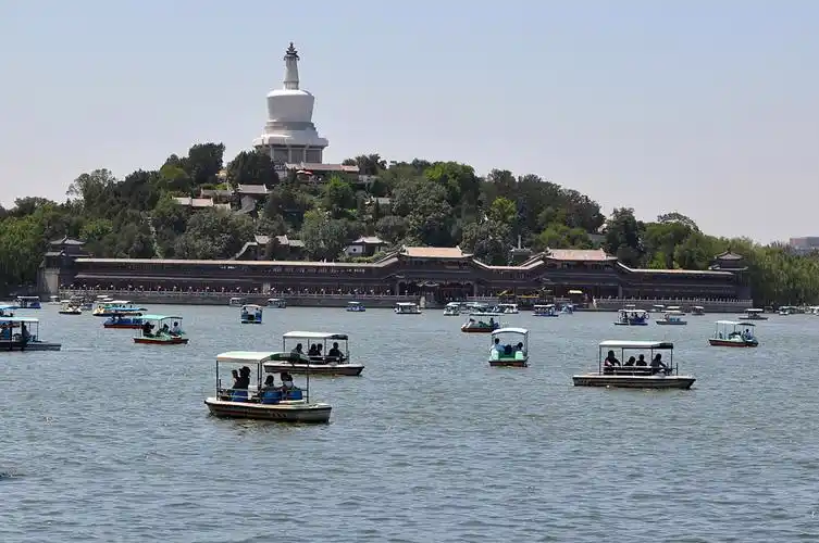 我为歌狂胡巧芬发布的北海公园风光图片墙/摄影照片-【驴妈妈游记】