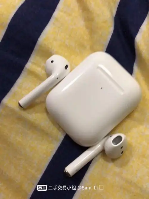 出苹果蓝牙耳机airpods二代一手自用九五成新
