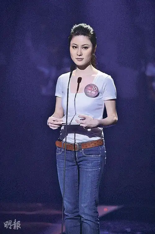 组图2012年香港小姐首轮竞赛9