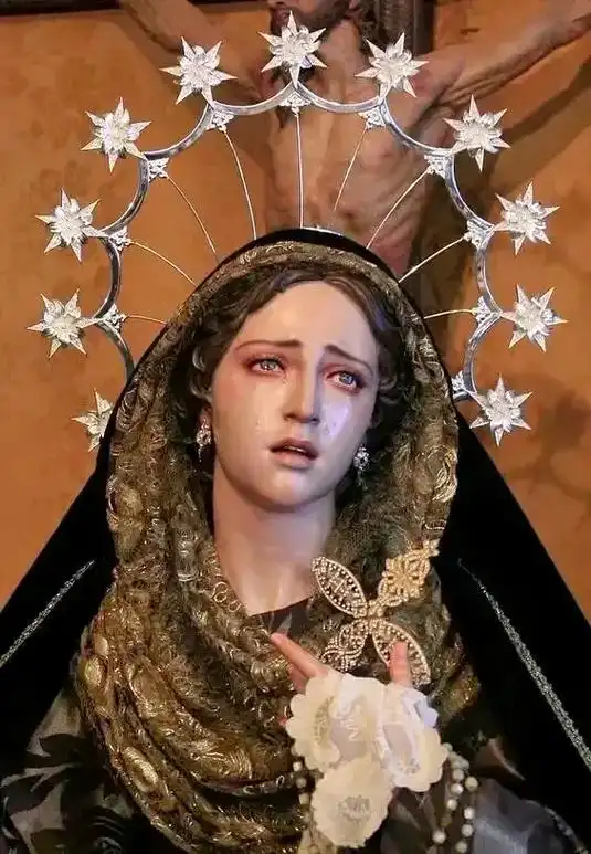 神圣华丽的七苦圣母像 .#horrorart #哭泣的圣母  - 抖音