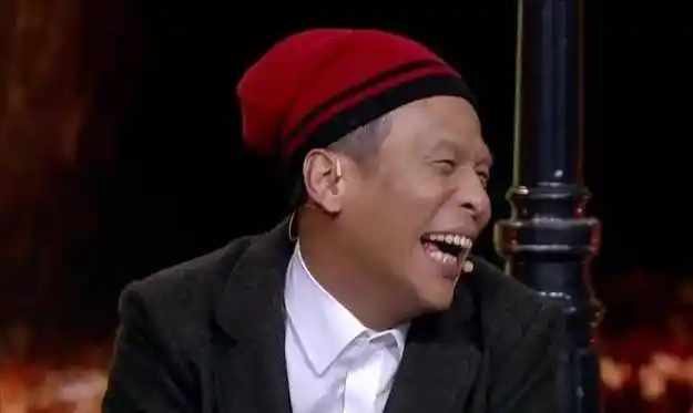 宋小宝:与原配妻子结婚七年,走红后低调离婚,转头娶美女粉丝