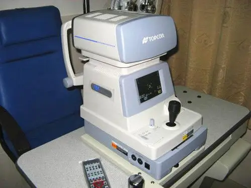 拓普康全自动电脑验光仪