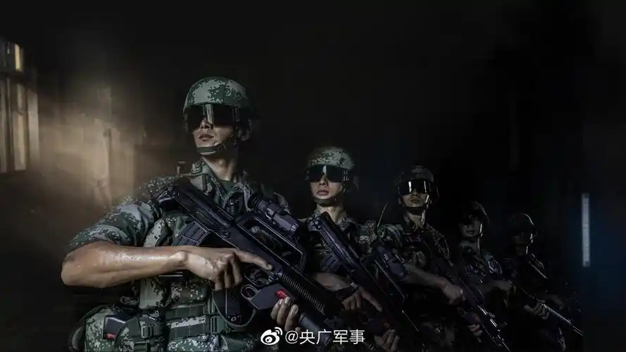 陆军训练的高清壁纸来了|共和国|训练场|陆军_新浪新闻