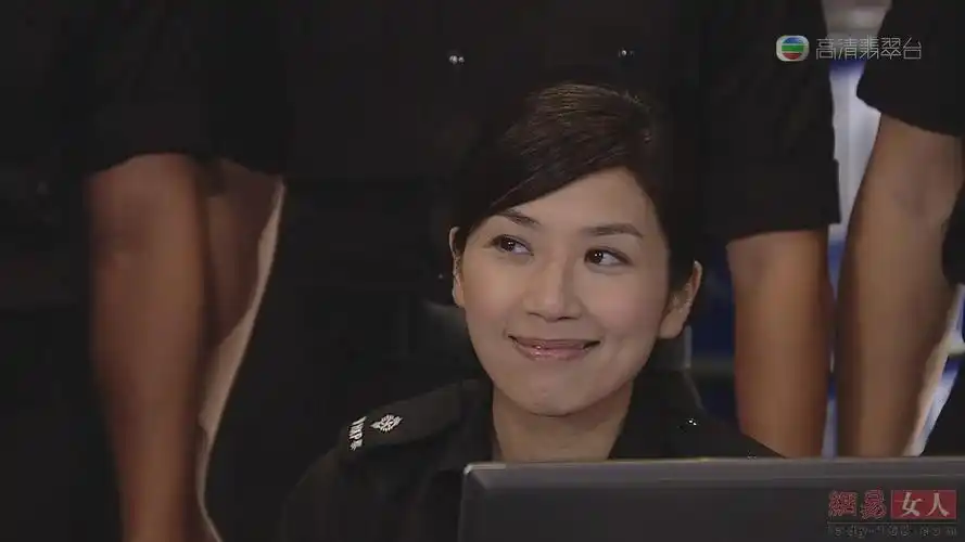 tvb的警匪片吸引了很多观众,尤其是里面英姿飒爽的警花,更是让大家