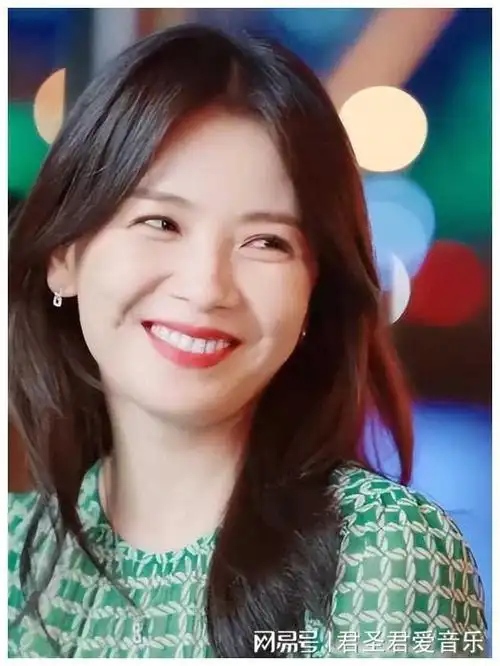 好好笑!刘涛的一口"蓝光"烤瓷牙