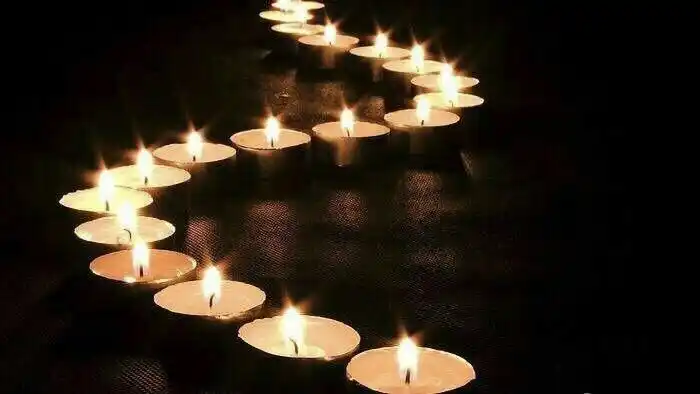 点亮第三个蜡烛,愿你在天堂之灵,一切安好!保佑我们平安健康