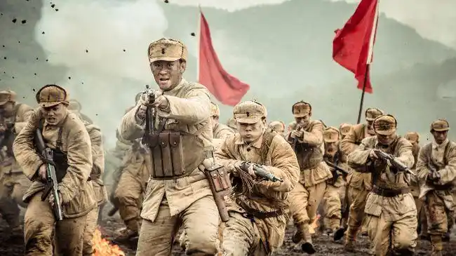 此次执导电视剧《老虎队》,陈健导演再辟蹊径讲"战争":"《老虎队》