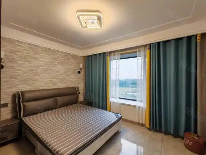 东尚名品豪装4居中央空调河景房中间好楼层图片真实价格能谈