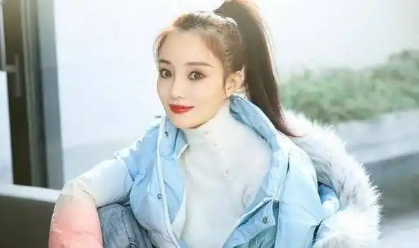 原创17岁挑战大时尚镜头21岁初恋36岁不正常之恋李小璐做错了什么