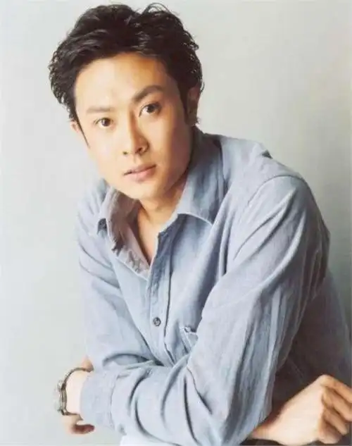 事实证明!遭杜淳李晨背后插刀的印小天,他成了第二个陈志朋?