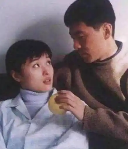 吴越被在一起6年的陈建斌分手44岁因出演第三者凌玲爆红