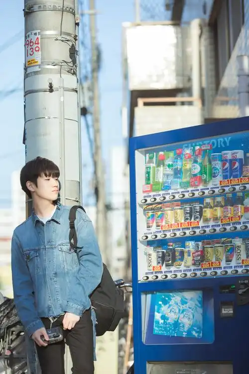 杜天宇演戏唱歌全能 曾与聂远梁咏琪亲密合作