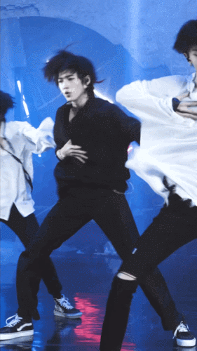 宋亚轩平平无奇的wave小天才罢了