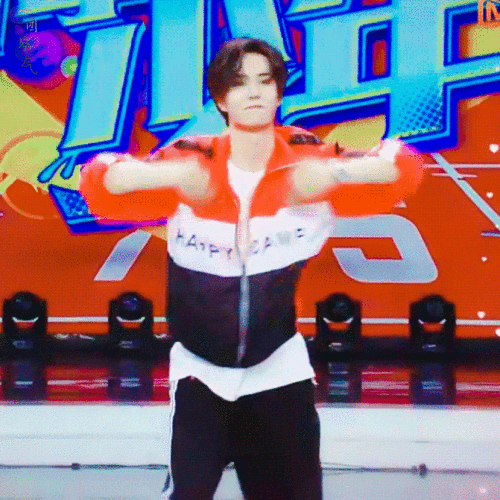 180707 快乐大本营 截修 @uniq-王一博