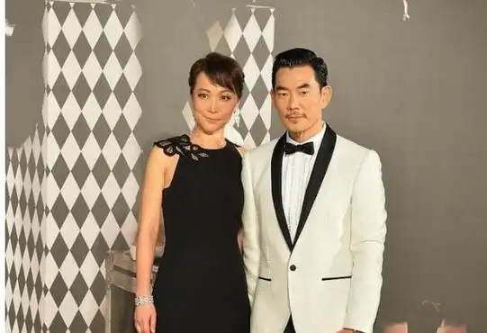 57岁再看任贤齐:他的演艺生涯,他的妻子陈则妤,堪称娱圈罕有