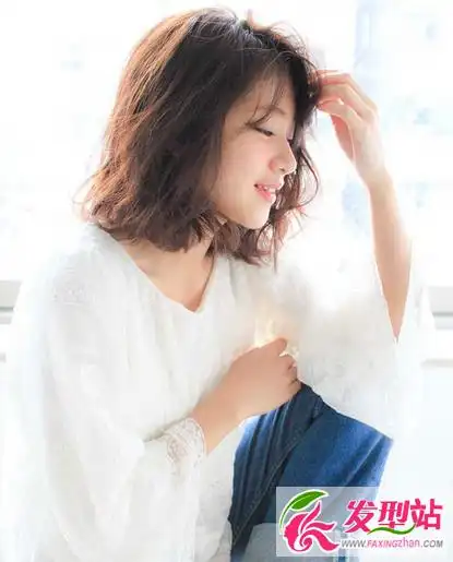 微卷凌乱感睡不醒短发 气质性感女生短发发型