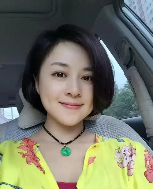 计春华个人资料简介,计春华全家福