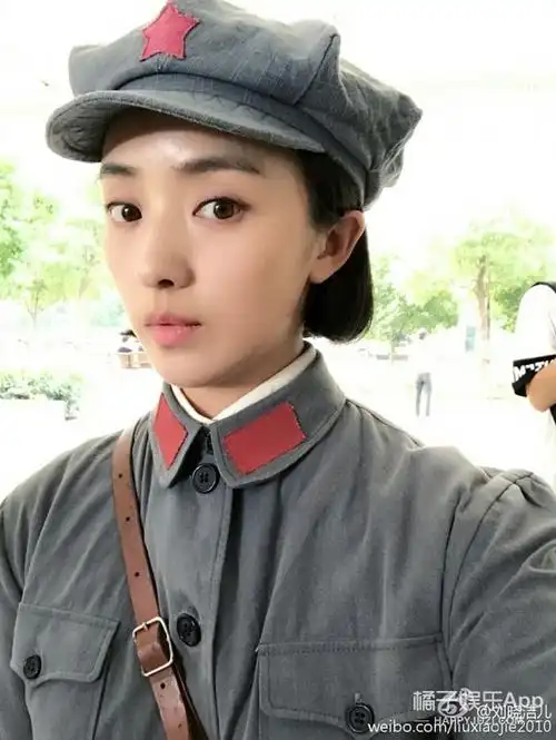 还记得《仙剑奇侠传三》里面的万玉枝吗?她现在长这样啦!