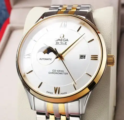 欧米茄 omega 日月星辰系列 搭载定制版原装进口8217机芯 腕表