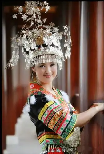 峰氏文化明星荟今日推荐瑶族知名音乐人吴龙宜星档