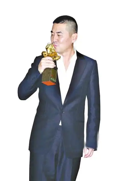 陈建斌揽三奖成最强"神马"