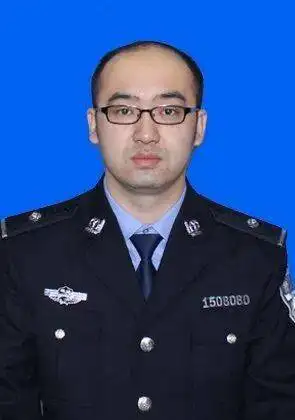 牛群,男,1987年9月出生,预备党员,现任萨拉齐监狱二监区四级警长.