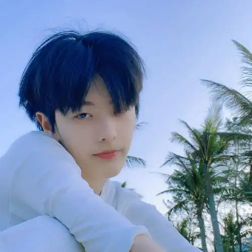 帅哥头像一套男生头像真实12张同一人多张